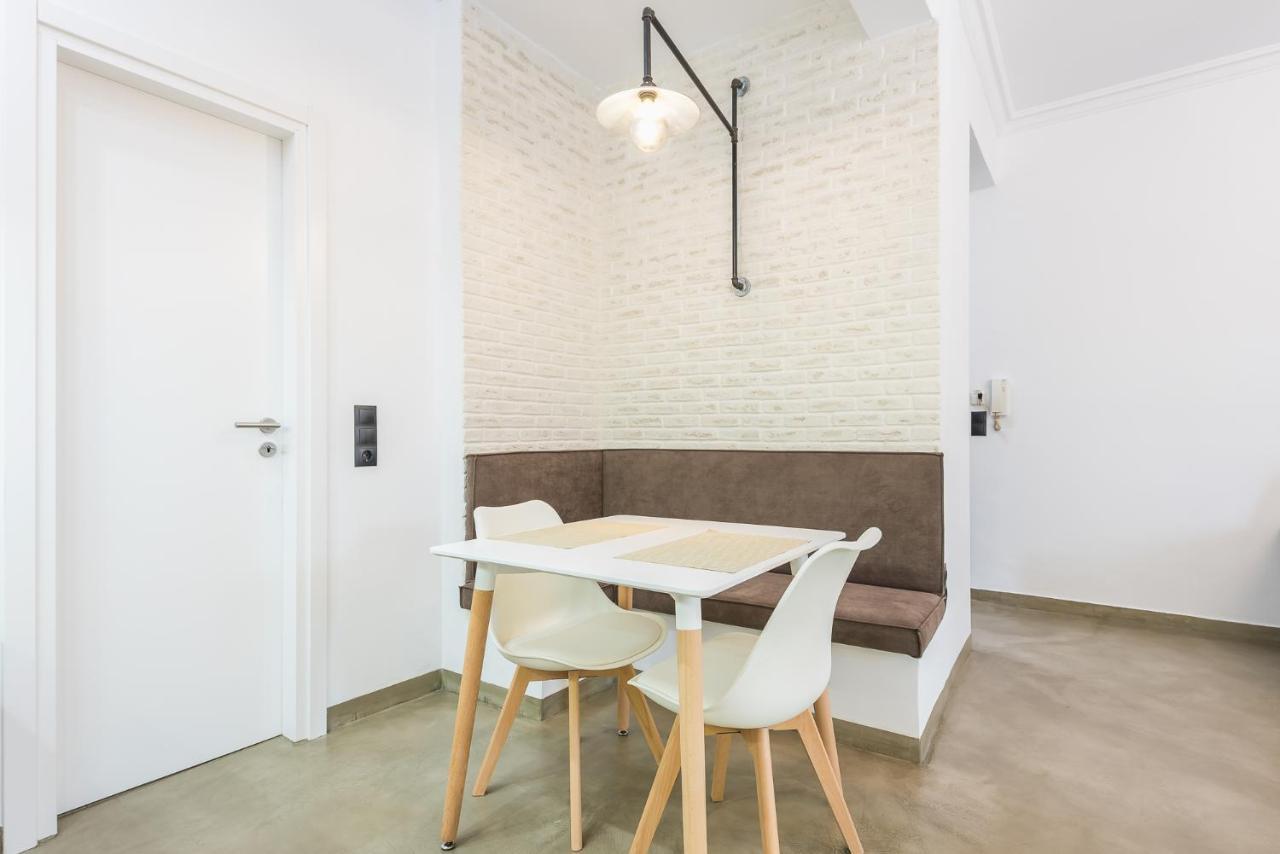 Stylish 1Br Apartment In The Heart Of Koukaki Aten Exteriör bild